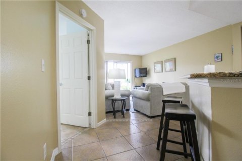 Copropriété à louer à Bradenton, Floride: 2 chambres, 84.73 m2 № 213762 - photo 11