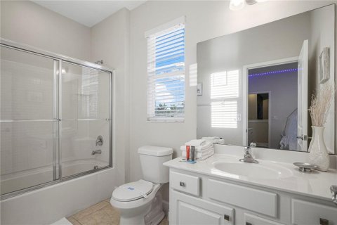 Casa en venta en Kissimmee, Florida, 10 dormitorios, 395.76 m2 № 800259 - foto 28