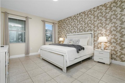 Casa en venta en Kissimmee, Florida, 10 dormitorios, 395.76 m2 № 800259 - foto 14