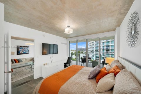 Copropriété à vendre à Miami Beach, Floride: 2 chambres, 105.44 m2 № 1364847 - photo 15