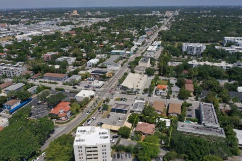 Propiedad comercial en venta en Miami, Florida № 1226092 - foto 4