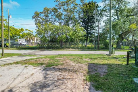 Terreno en venta en Hudson, Florida № 1247158 - foto 15