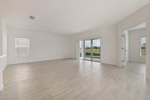 Casa en venta en Davenport, Florida, 4 dormitorios, 269.7 m2 № 1247197 - foto 14