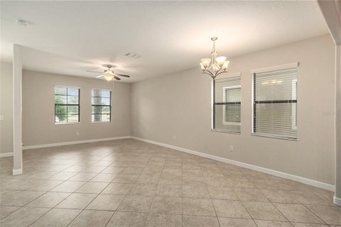 House in Wesley Chapel, Florida 4 bedrooms, 187.94 sq.m. № 1268183 - photo 6