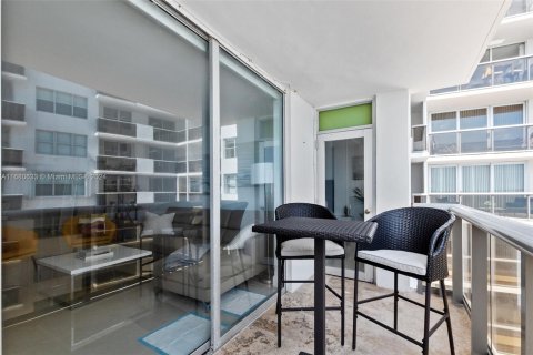 Condo in Miami Beach, Florida, 2 bedrooms  № 1410920 - photo 26