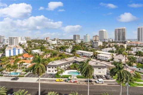 Condo in Fort Lauderdale, Florida, 2 bedrooms  № 976506 - photo 11