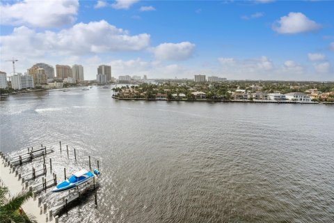 Condo in Fort Lauderdale, Florida, 2 bedrooms  № 976506 - photo 16