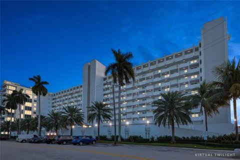 Condo in Fort Lauderdale, Florida, 2 bedrooms  № 976506 - photo 26