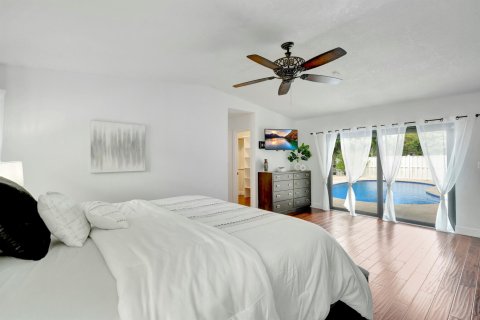 Villa ou maison à louer à Coral Springs, Floride: 4 chambres, 238.39 m2 № 788355 - photo 20