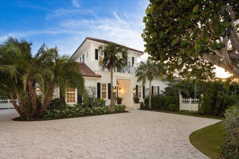 House in Palm Beach, Florida 5 bedrooms, 584.17 sq.m. № 54791 - photo 8