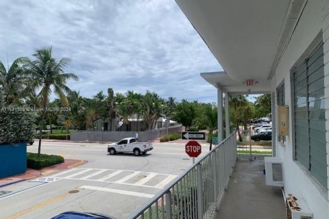 Copropriété à vendre à Miami Beach, Floride: 37.16 m2 № 1331552 - photo 11