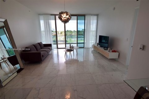 Condominio en venta en Bal Harbour, Florida, 2 dormitorios, 158.31 m2 № 1331540 - foto 10