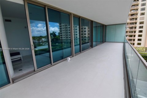 Condominio en venta en Bal Harbour, Florida, 2 dormitorios, 158.31 m2 № 1331540 - foto 23