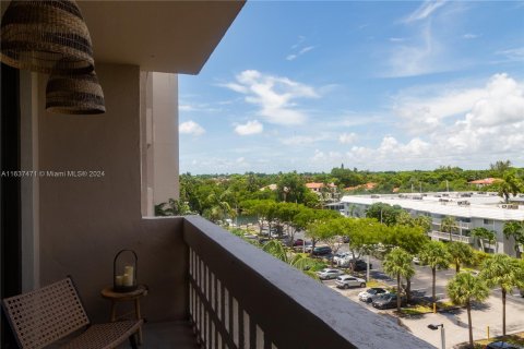 Copropriété à vendre à Coral Gables, Floride: 1 chambre, 84.54 m2 № 1310508 - photo 15