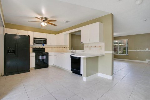 Condominio en venta en Orlando, Florida, 3 dormitorios, 137.96 m2 № 1131579 - foto 5
