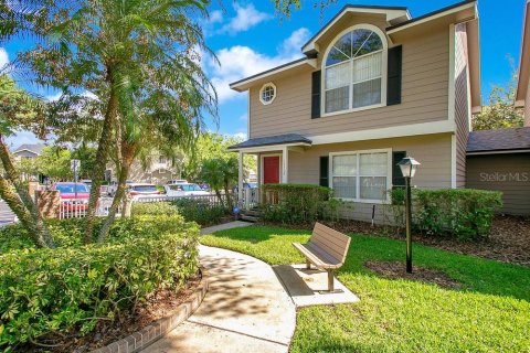 Condominio en venta en Orlando, Florida, 3 dormitorios, 137.96 m2 № 1131579 - foto 1