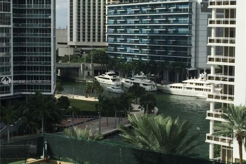 Condominio en venta en Miami, Florida, 2 dormitorios, 151.06 m2 № 1404452 - foto 4