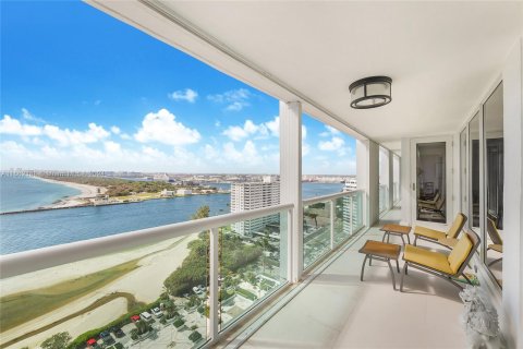 Copropriété à vendre à Fort Lauderdale, Floride: 2 chambres, 174.66 m2 № 1370349 - photo 9