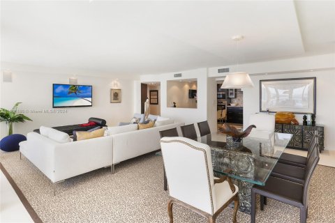 Condo in Fort Lauderdale, Florida, 2 bedrooms  № 1370349 - photo 7