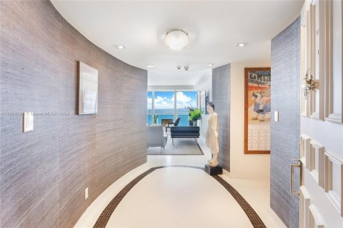 Copropriété à vendre à Fort Lauderdale, Floride: 2 chambres, 174.66 m2 № 1370349 - photo 4