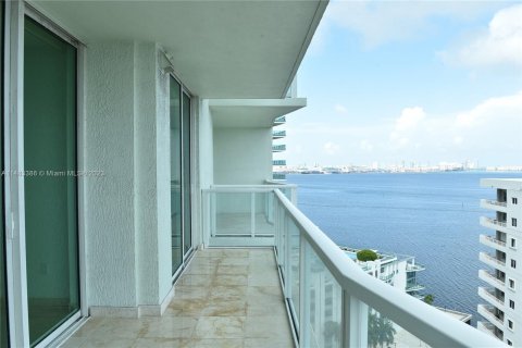 Copropriété à vendre à Miami, Floride: 2 chambres, 120.59 m2 № 827551 - photo 2