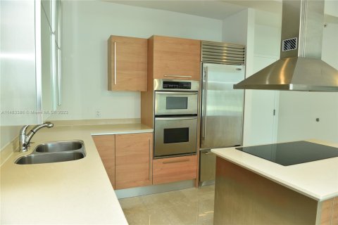 Condominio en venta en Miami, Florida, 2 dormitorios, 120.59 m2 № 827551 - foto 9