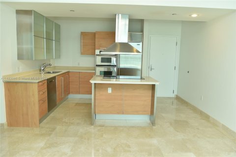 Condo in Miami, Florida, 2 bedrooms  № 827551 - photo 7