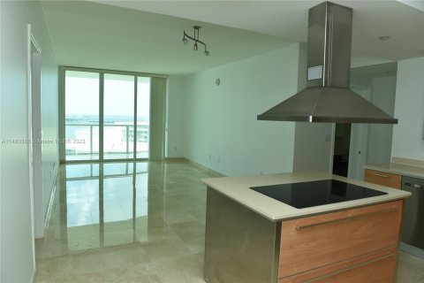 Copropriété à vendre à Miami, Floride: 2 chambres, 120.59 m2 № 827551 - photo 3