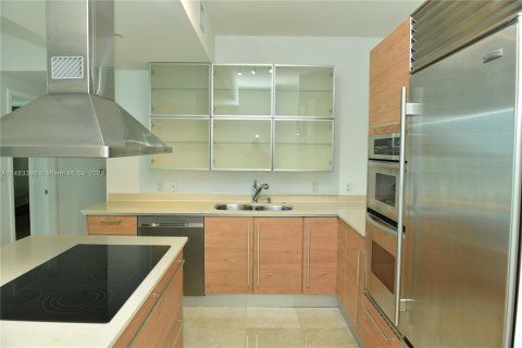 Купить кондоминиум в Майами, Флорида 2 спальни, 120.59м2, № 827551 - фото 10