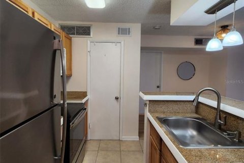 Condo in Altamonte Springs, Florida, 1 bedroom  № 1369565 - photo 7