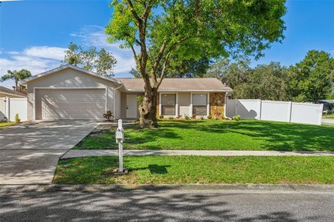 Casa en venta en Brandon, Florida, 3 dormitorios, 156.26 m2 № 1373729 - foto 3