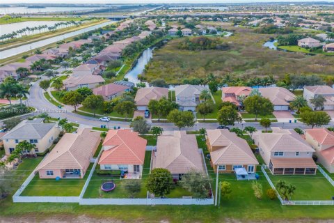 Casa en venta en Miramar, Florida, 4 dormitorios, 209.22 m2 № 1176380 - foto 22