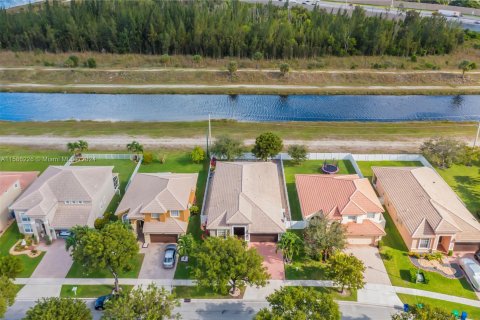 Casa en venta en Miramar, Florida, 4 dormitorios, 209.22 m2 № 1176380 - foto 2