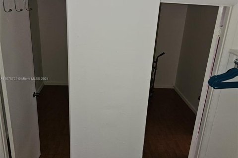 Copropriété à vendre à Miami, Floride: 2 chambres, 109.16 m2 № 1401223 - photo 10