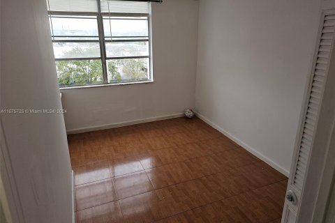 Copropriété à vendre à Miami, Floride: 2 chambres, 109.16 m2 № 1401223 - photo 12