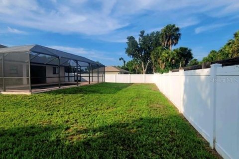 House in North Port, Florida 3 bedrooms, 143.35 sq.m. № 1267352 - photo 7