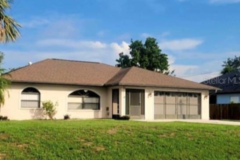 House in North Port, Florida 3 bedrooms, 143.35 sq.m. № 1267352 - photo 3