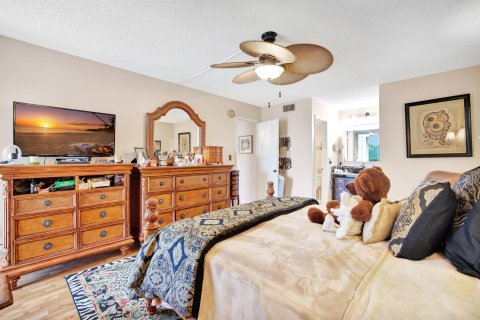Condo in Lauderhill, Florida, 2 bedrooms  № 991765 - photo 11