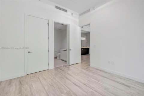 Condominio en venta en Miami, Florida, 2 dormitorios, 97.18 m2 № 1364826 - foto 20