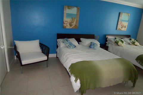 Copropriété à louer à Miami Beach, Floride: 2 chambres, 125.42 m2 № 4671 - photo 16