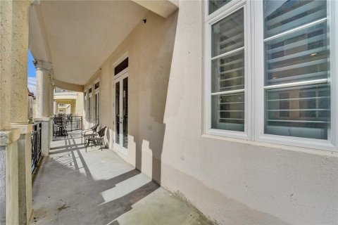 Condo in Lauderdale-by-the-Sea, Florida, 3 bedrooms  № 591887 - photo 13