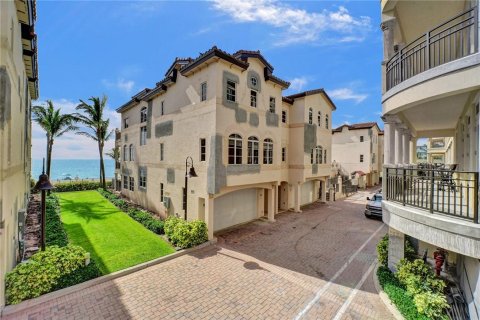 Condominio en venta en Lauderdale-by-the-Sea, Florida, 3 dormitorios, 307.88 m2 № 591887 - foto 10