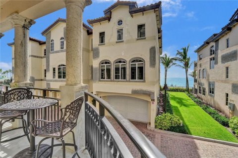 Condominio en venta en Lauderdale-by-the-Sea, Florida, 3 dormitorios, 307.88 m2 № 591887 - foto 11