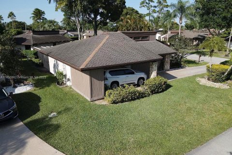 Villa ou maison à vendre à Tamarac, Floride: 3 chambres, 156.45 m2 № 737686 - photo 9