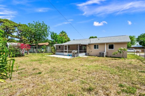 House in Palm Beach Gardens, Florida 3 bedrooms, 121.89 sq.m. № 1227667 - photo 8