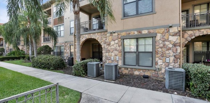 Condo in Davenport, Florida, 2 bedrooms  № 1088881