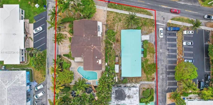 Villa ou maison à Pompano Beach, Floride 4 chambres, 372.17 m2 № 1269591