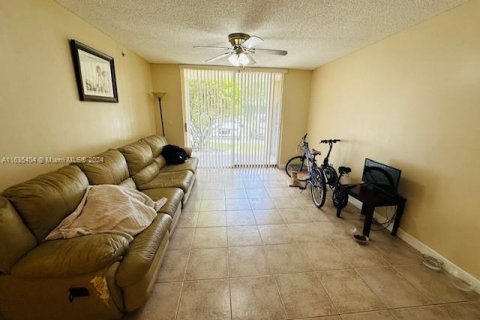 Copropriété à vendre à Lake Worth, Floride: 2 chambres, 99.96 m2 № 1305803 - photo 6