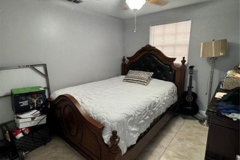 Casa en venta en Tampa, Florida, 3 dormitorios, 102.75 m2 № 1402033 - foto 10