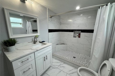 Casa en venta en Tampa, Florida, 3 dormitorios, 102.75 m2 № 1402033 - foto 13